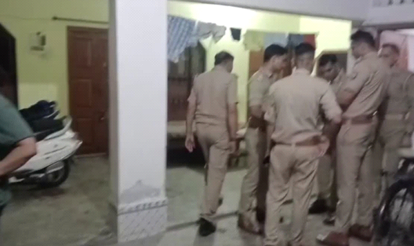 लखनऊ में दामाद का खूनी खेल! सास-ससुर को चाकू से गोदकर की हत्या, इलाके में मचा हड़कंप