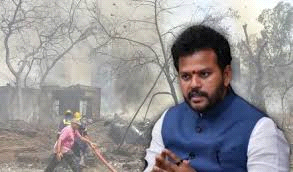 एयर इंडिया हादसा पर बोले नायडू, जल्दी जांच के लिए दबाव नहीं बनाना चाहते