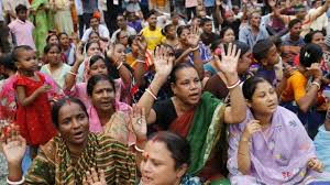 बांग्लादेश में अल्पसंख्यकों पर हमलों को लेकर भारत ने जताई चिंता