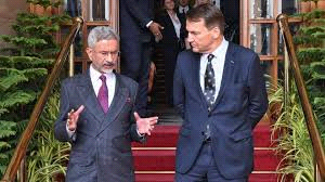 पड़ोस में आतंकी ढांचे को बढ़ावा न दें : जयशंकर