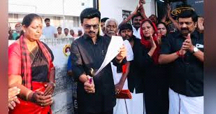 तमिलनाडु सीएम स्टालिन ने परिसीमन विधेयक की जलाई कॉपी, कनिमोझी ने दिया नोटिस