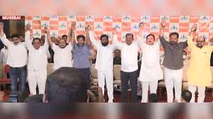 उद्धव गुट के छह सांसदों ने थामा शिवसेना का दामन