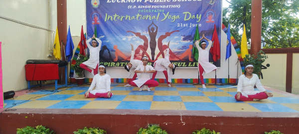 लखनऊ पब्लिक स्कूल (सी.पी. सिंह फाउन्डेशन) की सभी शाखाओं में