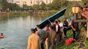 वडोदरा नाव दुर्घटना पीड़ितों को छह सप्ताह के अंदर अनुग्रह राशि दें: सुप्रीम कोर्ट